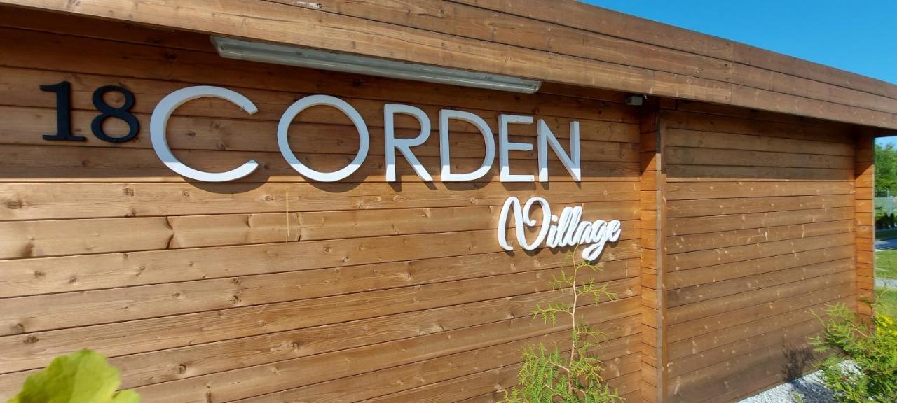 Corden Village Леба Екстериор снимка